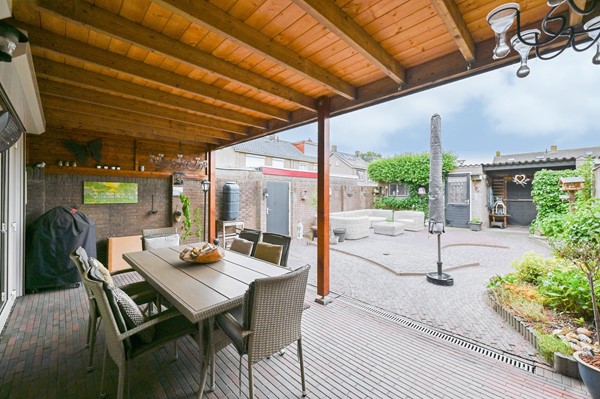 Medium property photo - Tjalkstraat 1, 4731 LD Oudenbosch